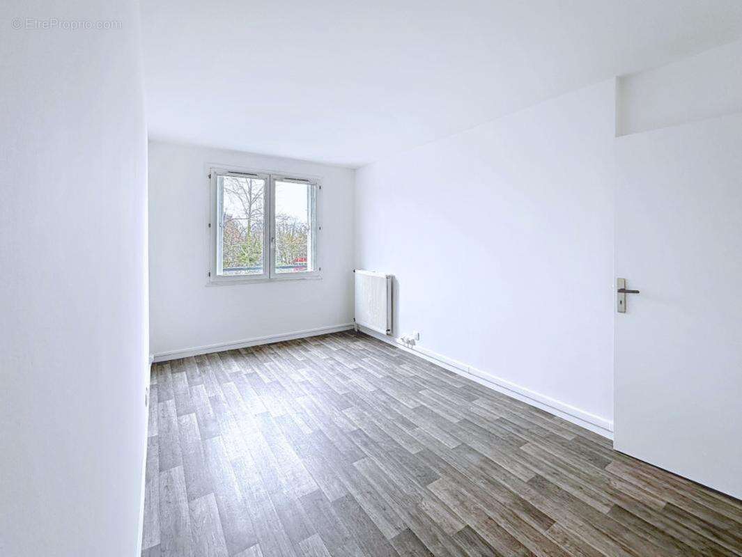 Appartement à TORCY