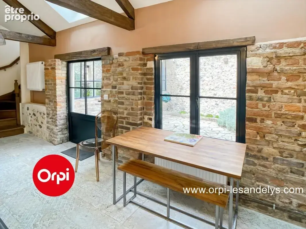 Maison de charme normande avec cour et terrasses - Beaucoup de charme - photo 10