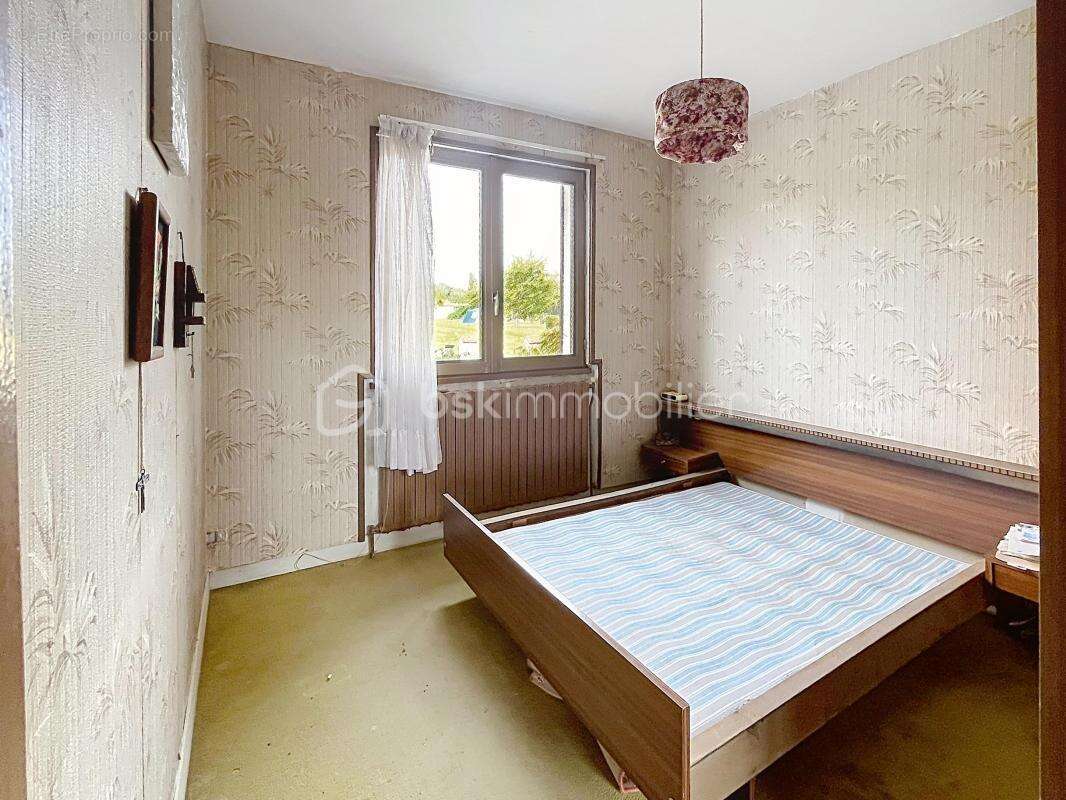 Pavillon individuel avec jardin et sous sol - photo 5