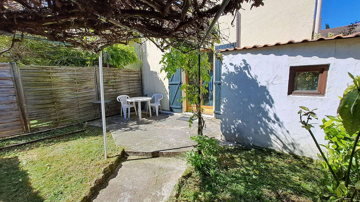 Appartement à SAINT-REMY-LES-CHEVREUSE