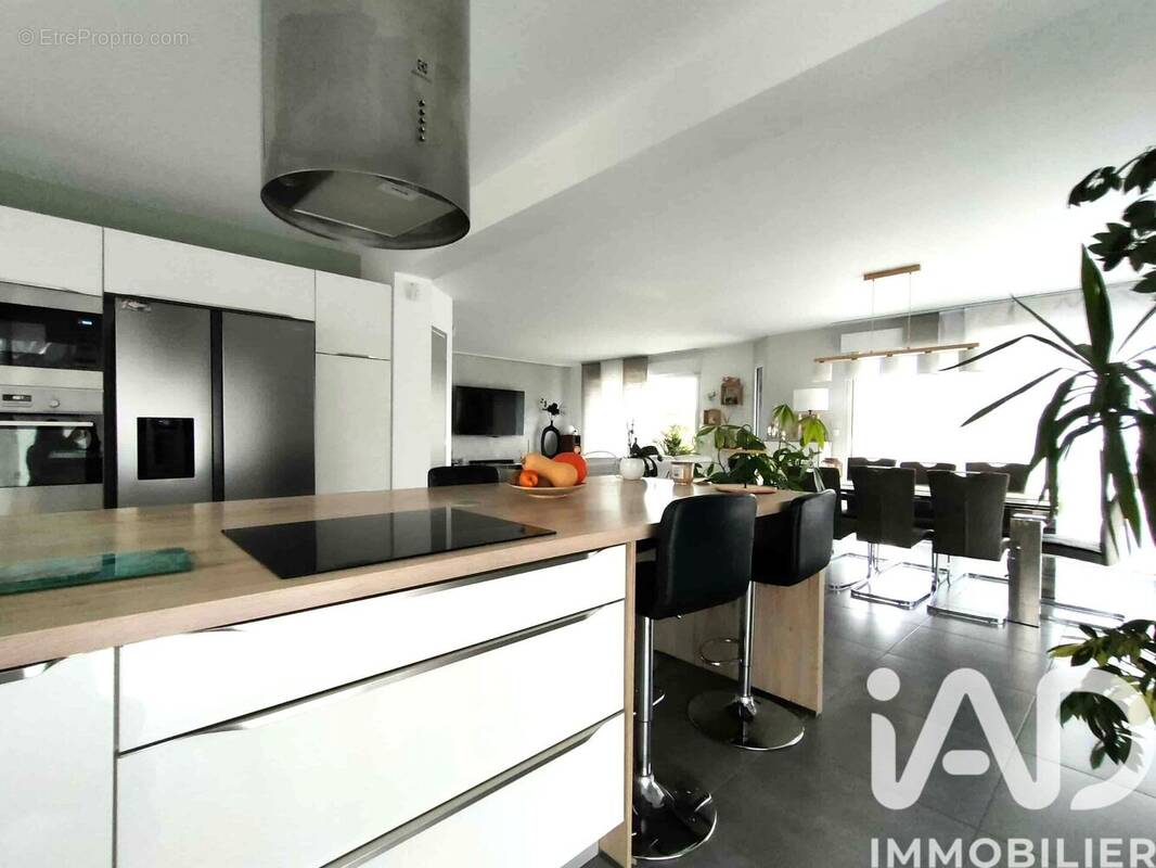 Photo 1 - Maison à ALLENNES-LES-MARAIS