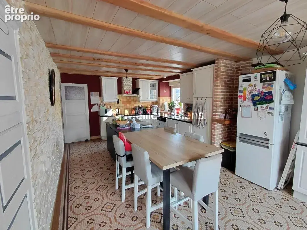 Maison 271m² située à saint broingt le bois - photo 10