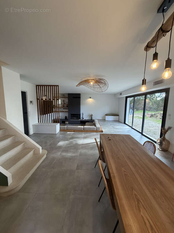 Maison à CORNILLON-CONFOUX