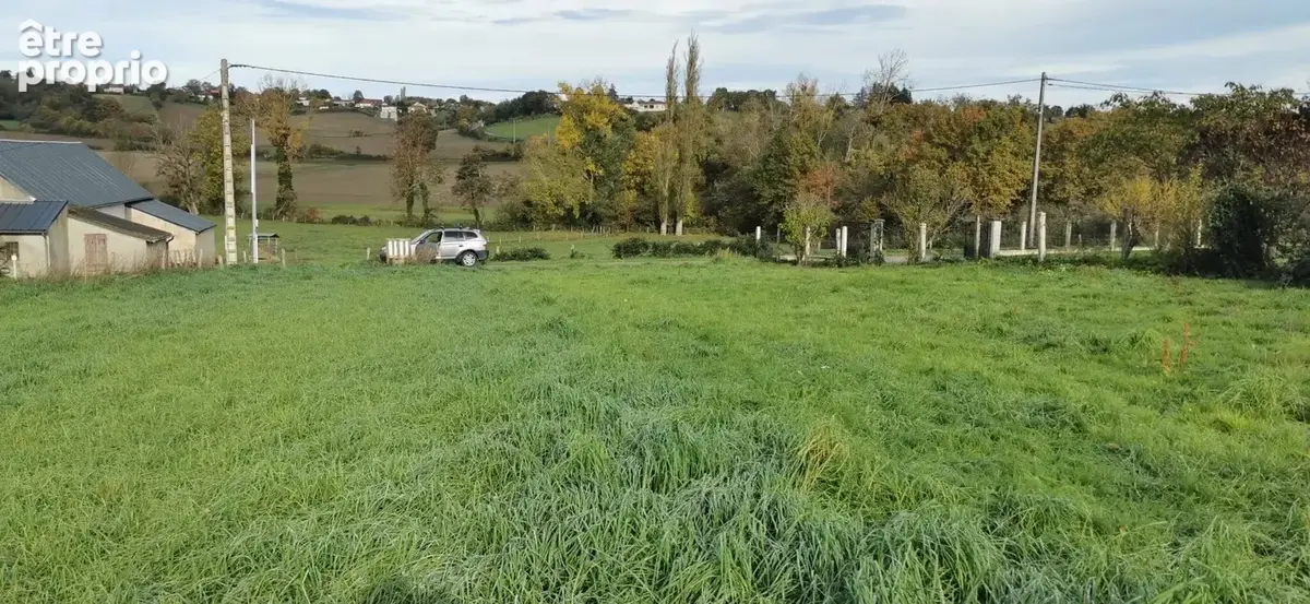 Terrain à GRAZAC