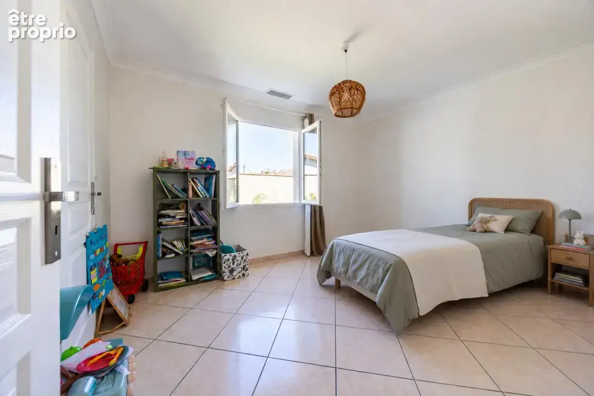 Maison 6 pièces 155 m² à vendre à Pessac (33600) - photo 10