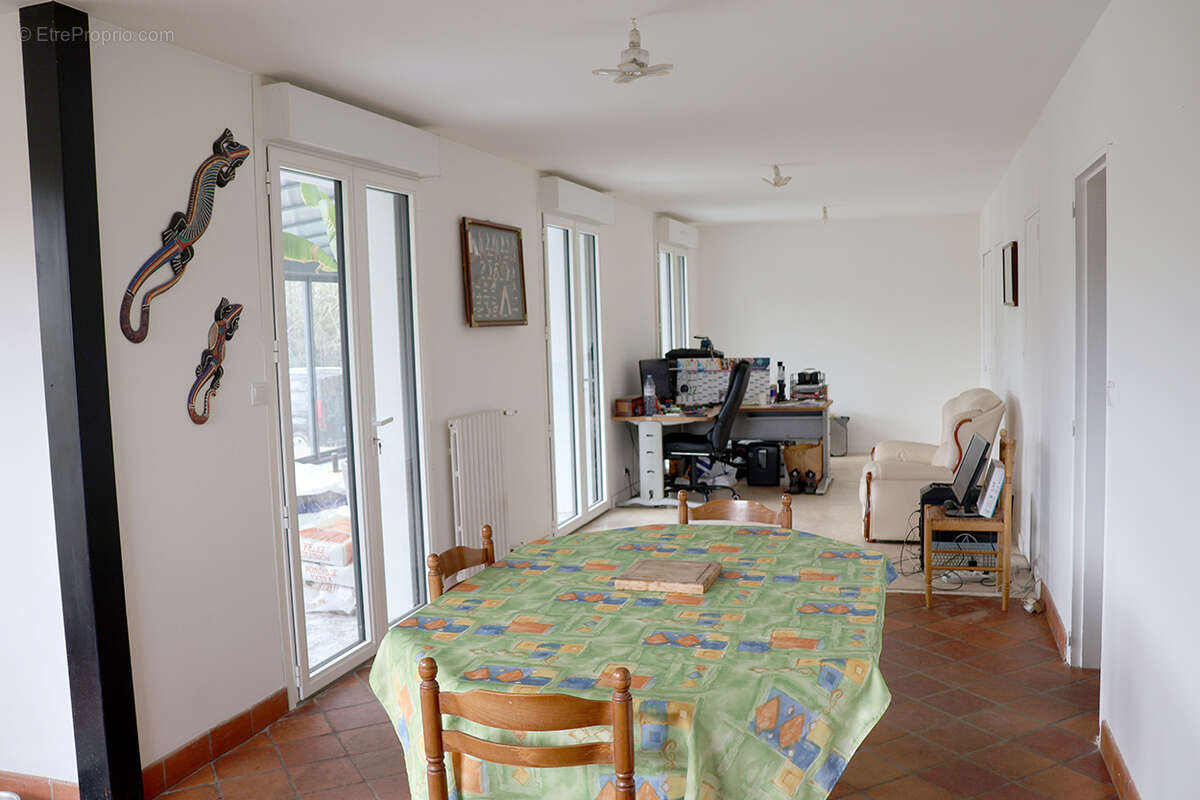 Maison à CRUGUEL