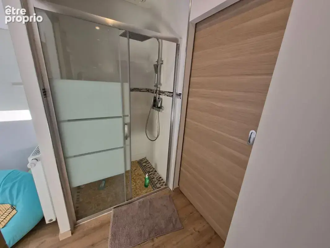 Superbe maison de plain pied  / 5 pièces 137 m2 sur terrain de 505 m² clos - photo 10