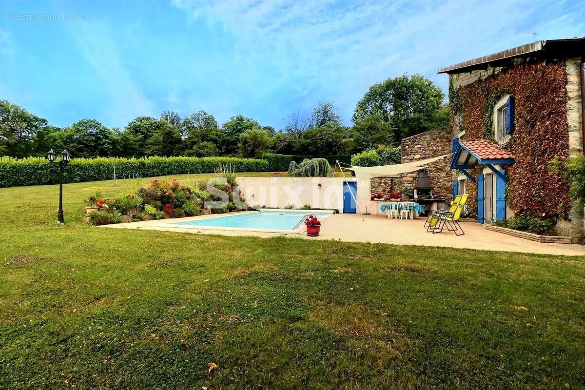 Maison à BALLAISON
