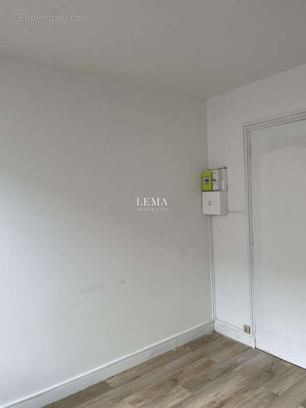 Appartement à LEVALLOIS-PERRET