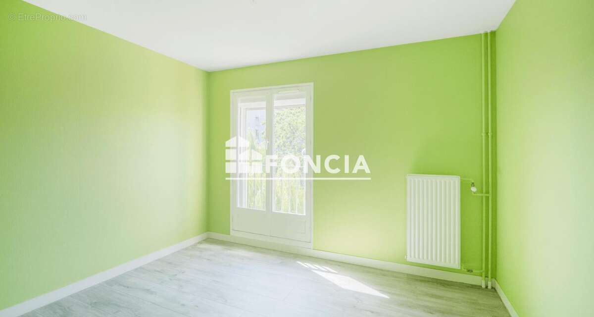 Appartement de 67,3 m2 avec balcon, très bon état, proche commerces et transports - photo 5