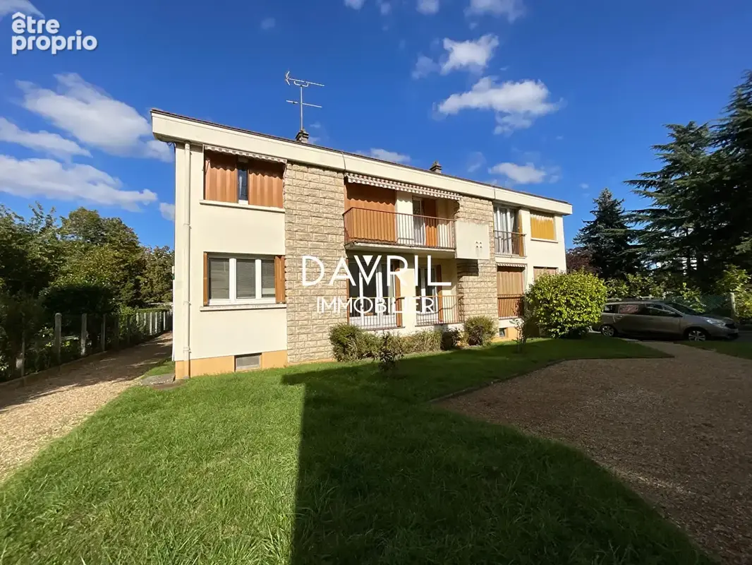 Photo Appartement à Poissy au prix de 210 000€