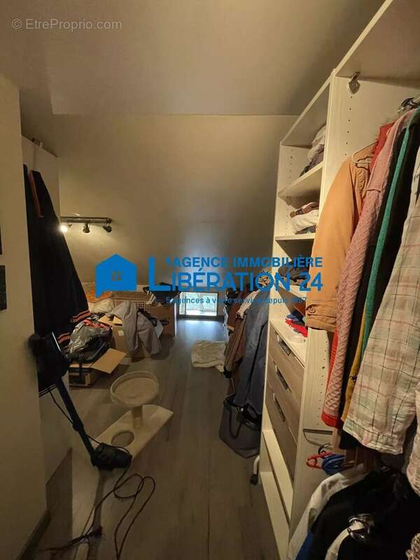 Maison à LE CHAMBON-FEUGEROLLES