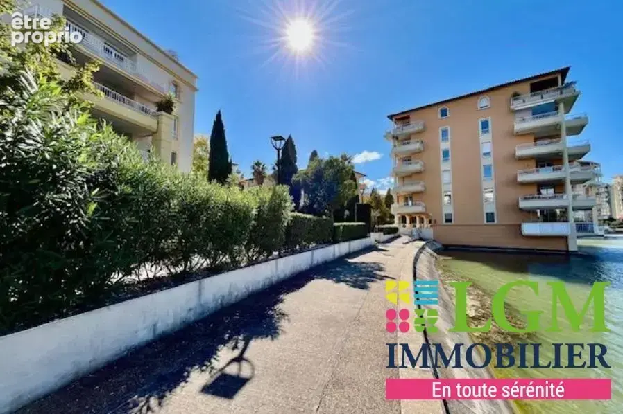 LATTES PORT ARIANE VUE VASQUE : Appartement T2 avec Terrasse et un Parking aérien - photo 12