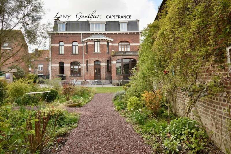 Demeure de caractère – 435 m² – 8 chambres – jardin à l’anglaise – deûlémont – propriété d’exception - photo 10