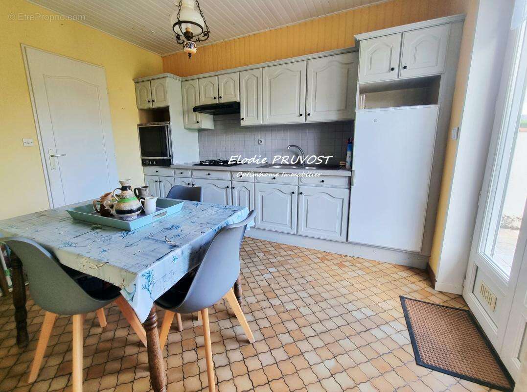 Maison 3 chambres sur sous sol complet + garage - photo 7