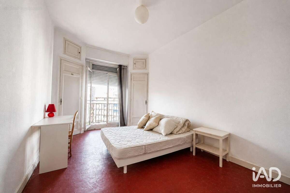 Appartement 63 m² à Toulon  - photo 9
