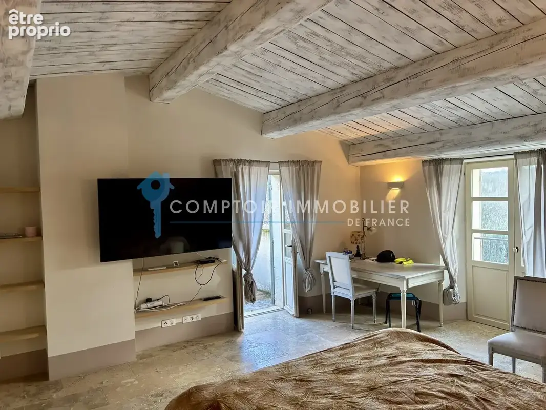 Secteur goudargues : mas recent avec piscine et appartement independant - photo 6