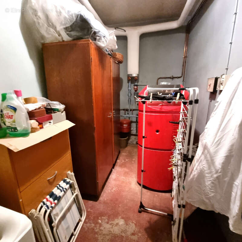 Maison à SAINT-DENIS-DE-JOUHET