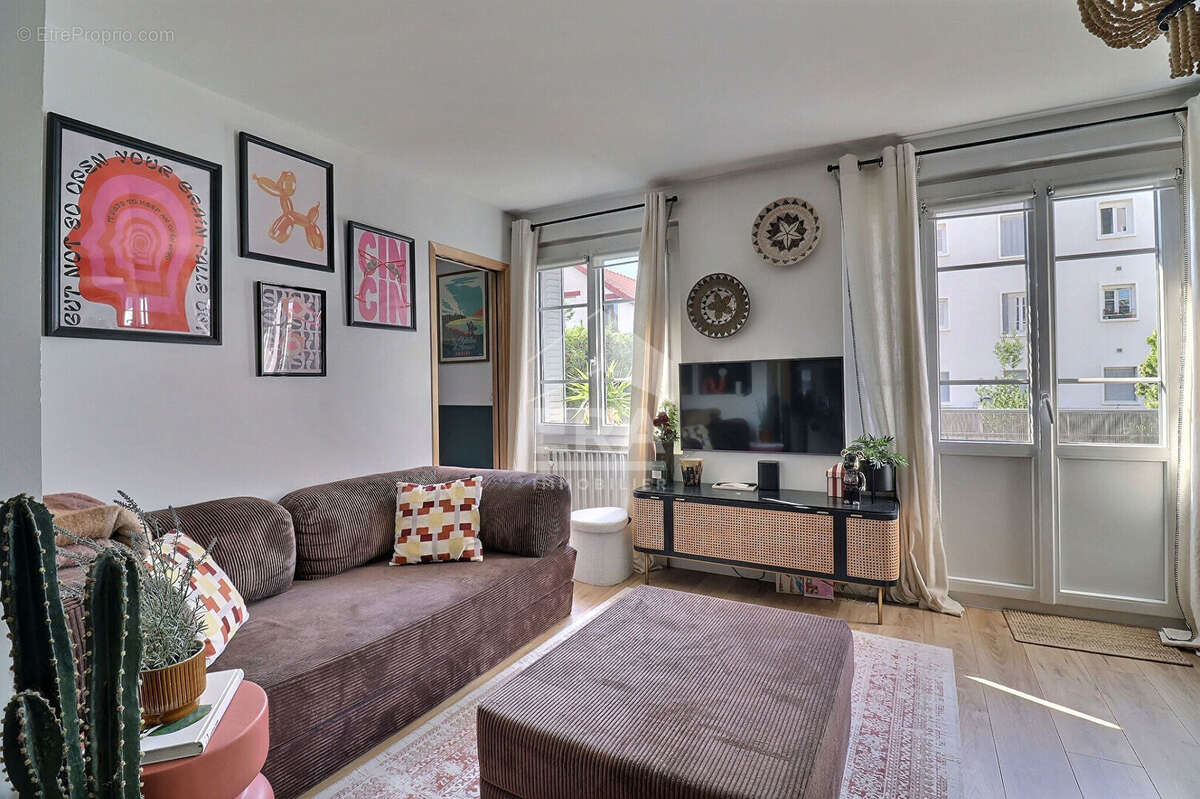 Appartement à RUEIL-MALMAISON