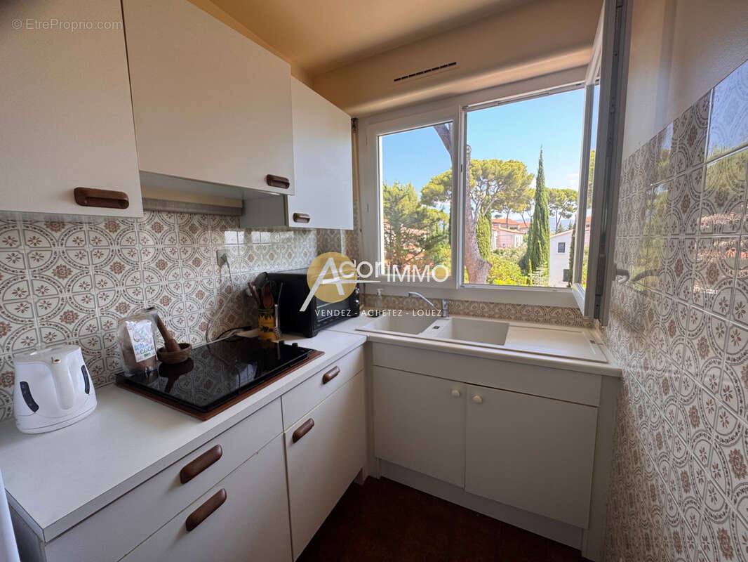 Sanary Portissol,  Appartement T2  avec une grande terrasse bénéficiant d'une belle vue mer - photo 6