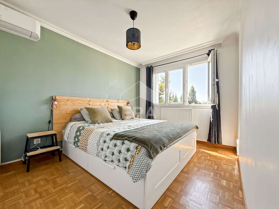 Appartement à MARSEILLE-12E