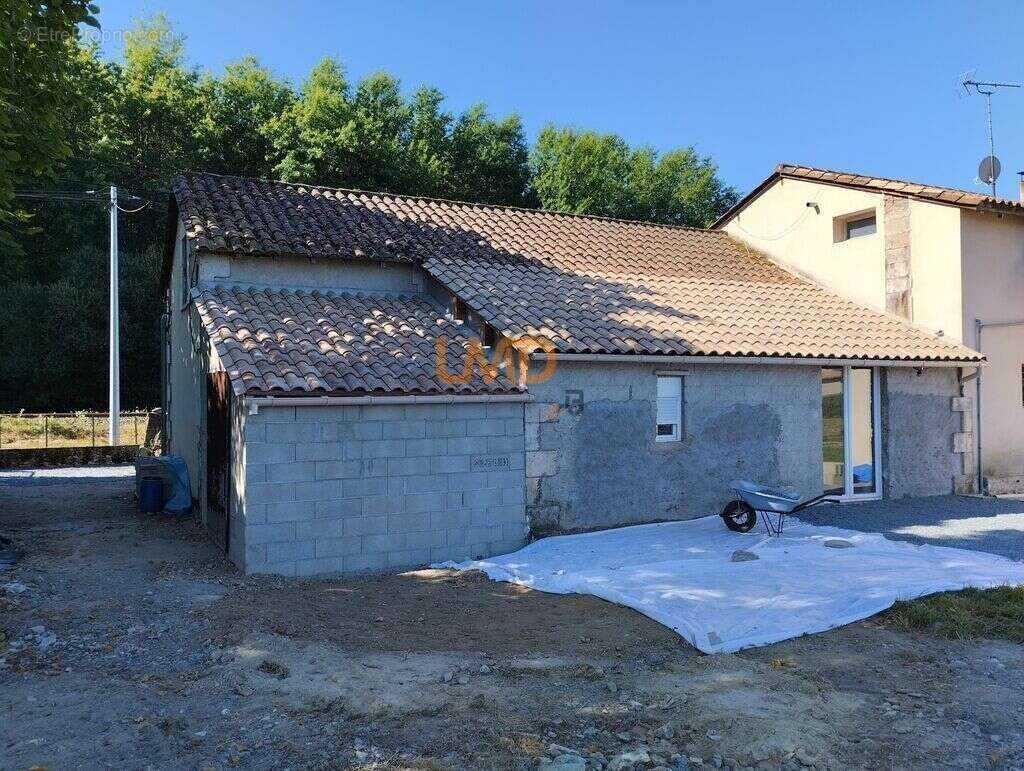 Maison à BEAUPOUYET