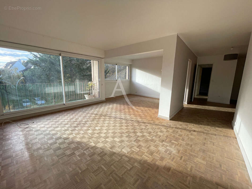 Appartement à GIF-SUR-YVETTE