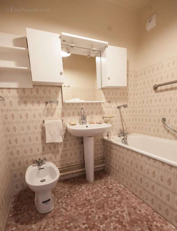 Appartement à CALUIRE-ET-CUIRE