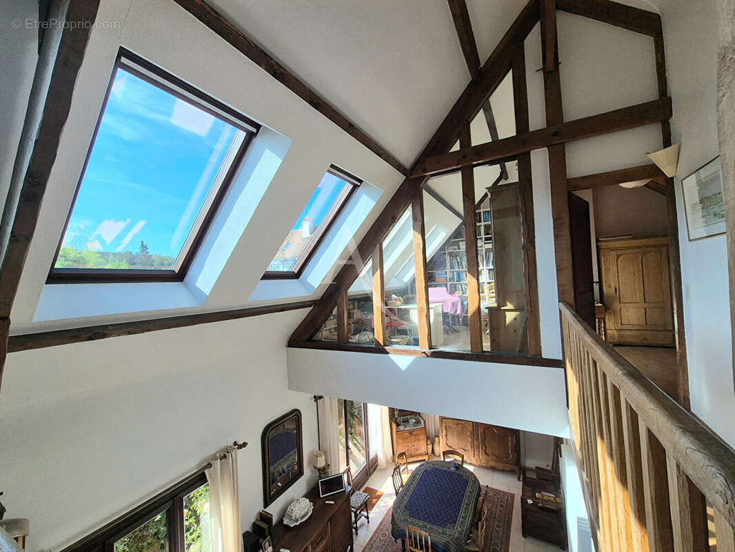 Maison à BURES-SUR-YVETTE