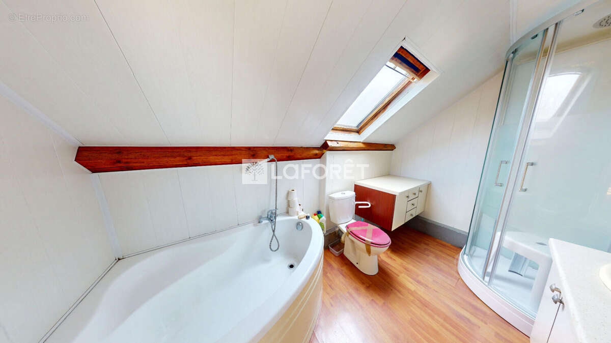 Maison à SAINT-JOUIN-BRUNEVAL