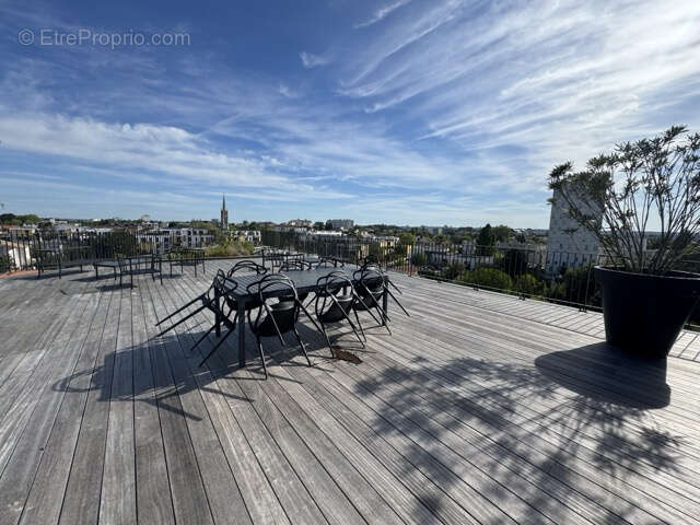 Appartement à BORDEAUX