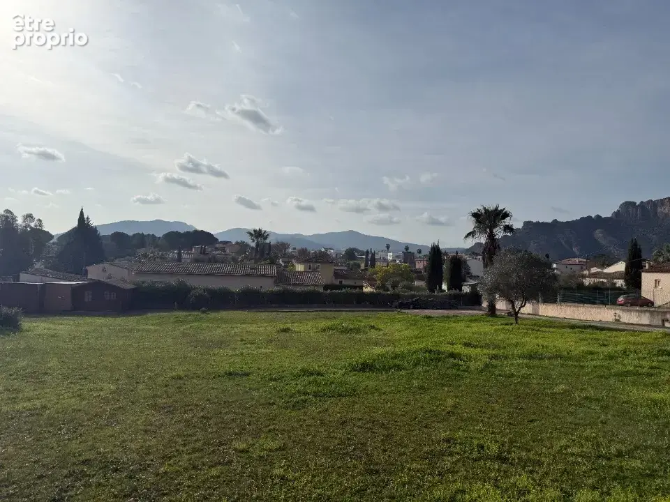 Terrain 558 m² à Roquebrune-Sur-Argens  - photo 3