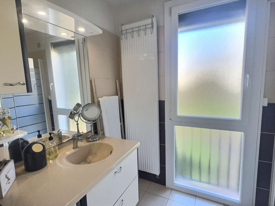 Appartement à SAINT-CYPRIEN