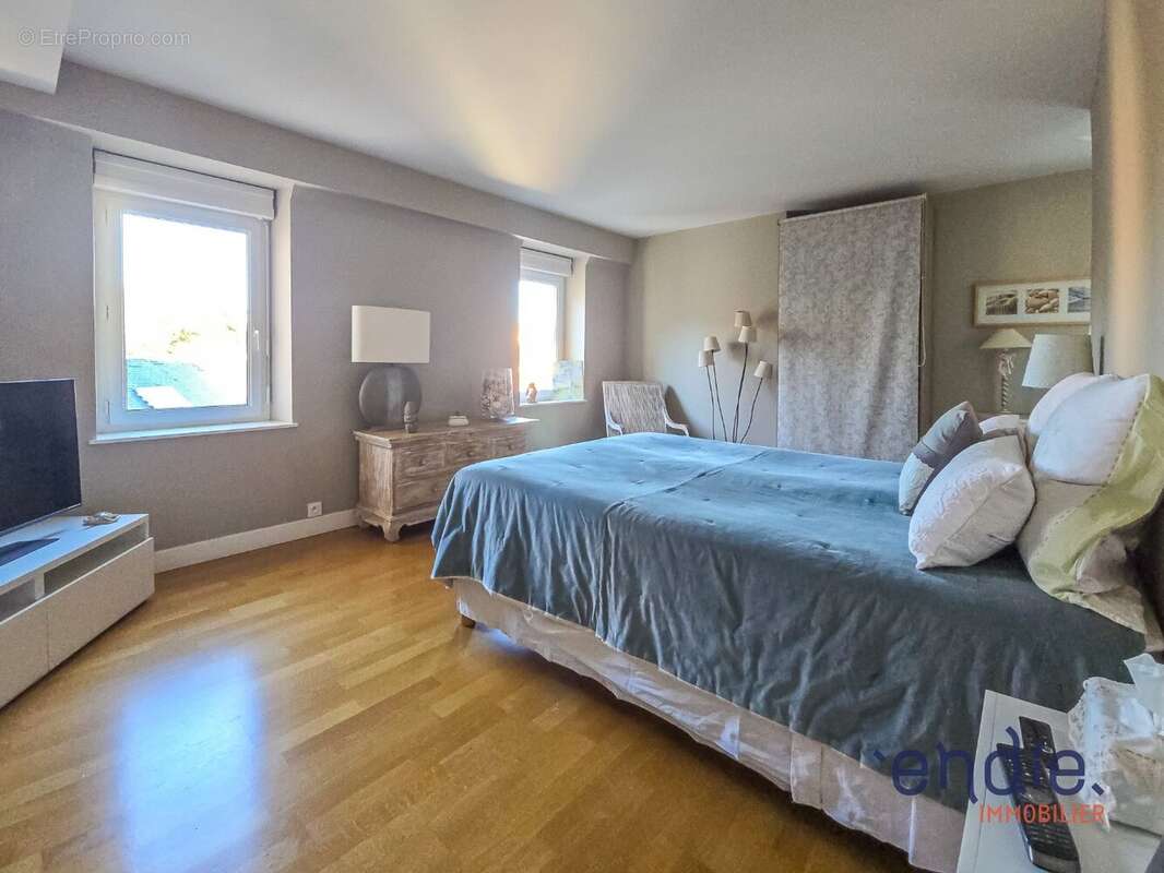 Appartement à MOULINS