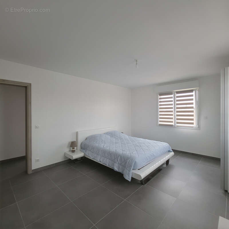 Grande maison familiale CONTEMPORAINE individuelle - photo 15
