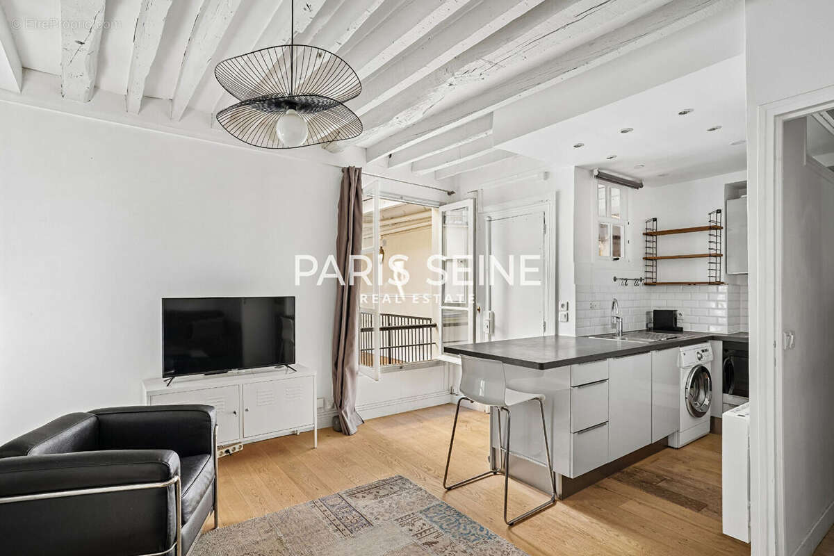 Appartement à PARIS-6E