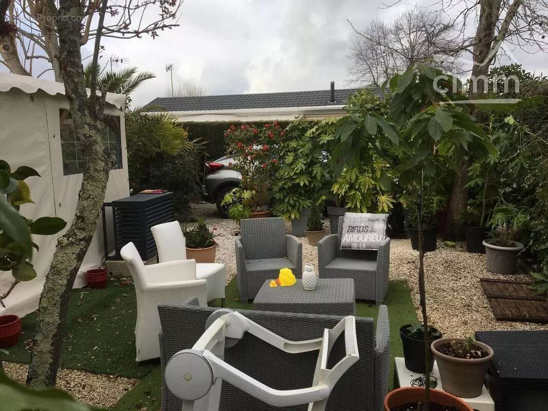 Terrain à GUJAN-MESTRAS