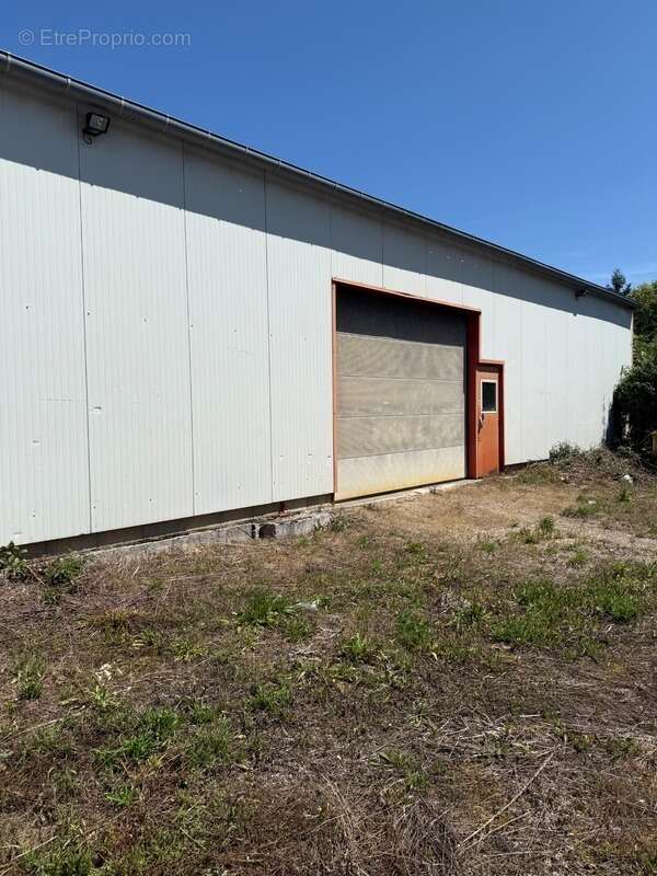 Commerce à VENAREY-LES-LAUMES