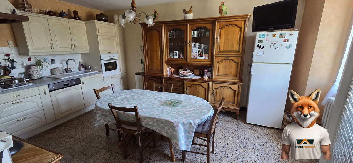 Maison à BURGILLE
