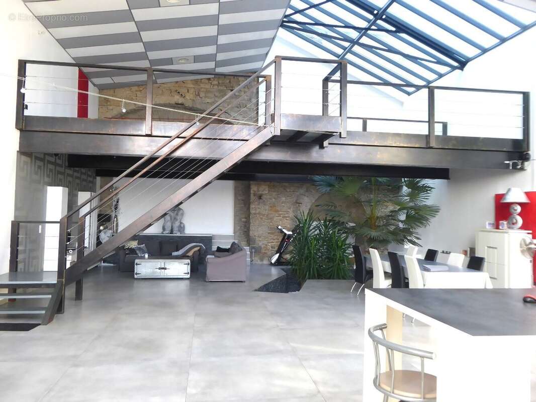 Maison à TREPT
