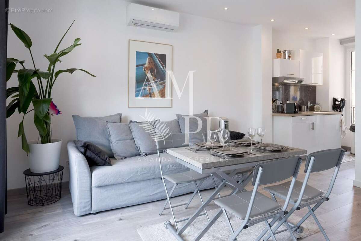 A deux pas des plages - Cannes Arrière Croisette - Appartement 2 pièces de 40m2 - Aperçu Mer - photo 5