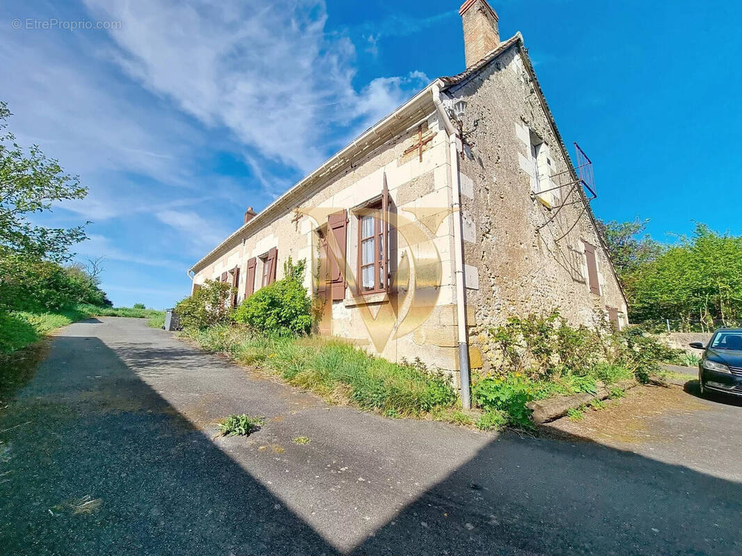 Maison à BLERE