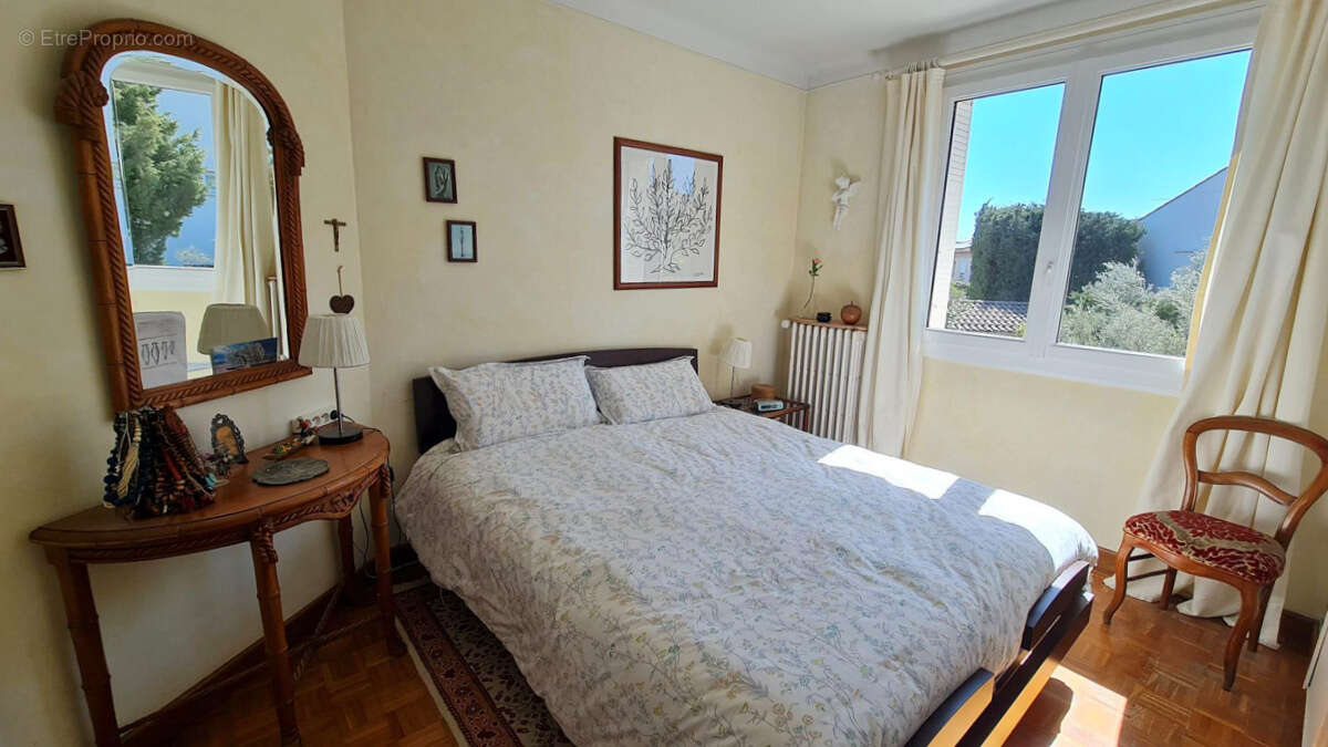 Maison à VILLENEUVE-LES-AVIGNON