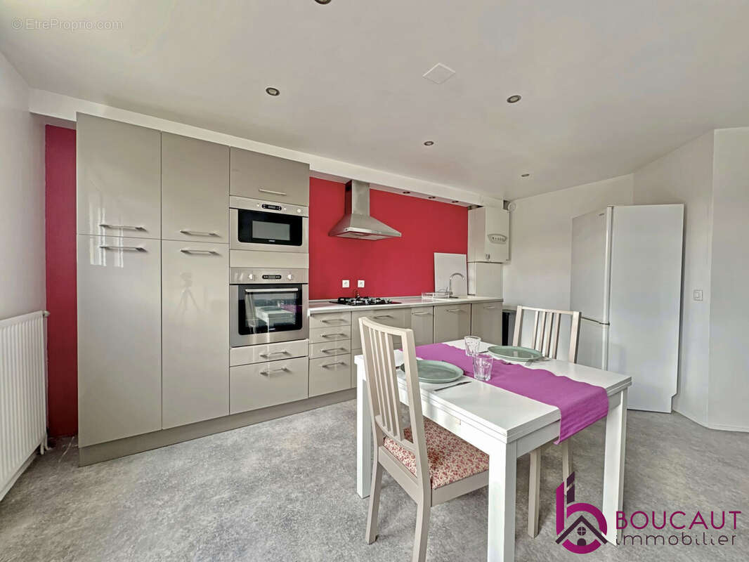 Appartement à LE PLESSIS-ROBINSON