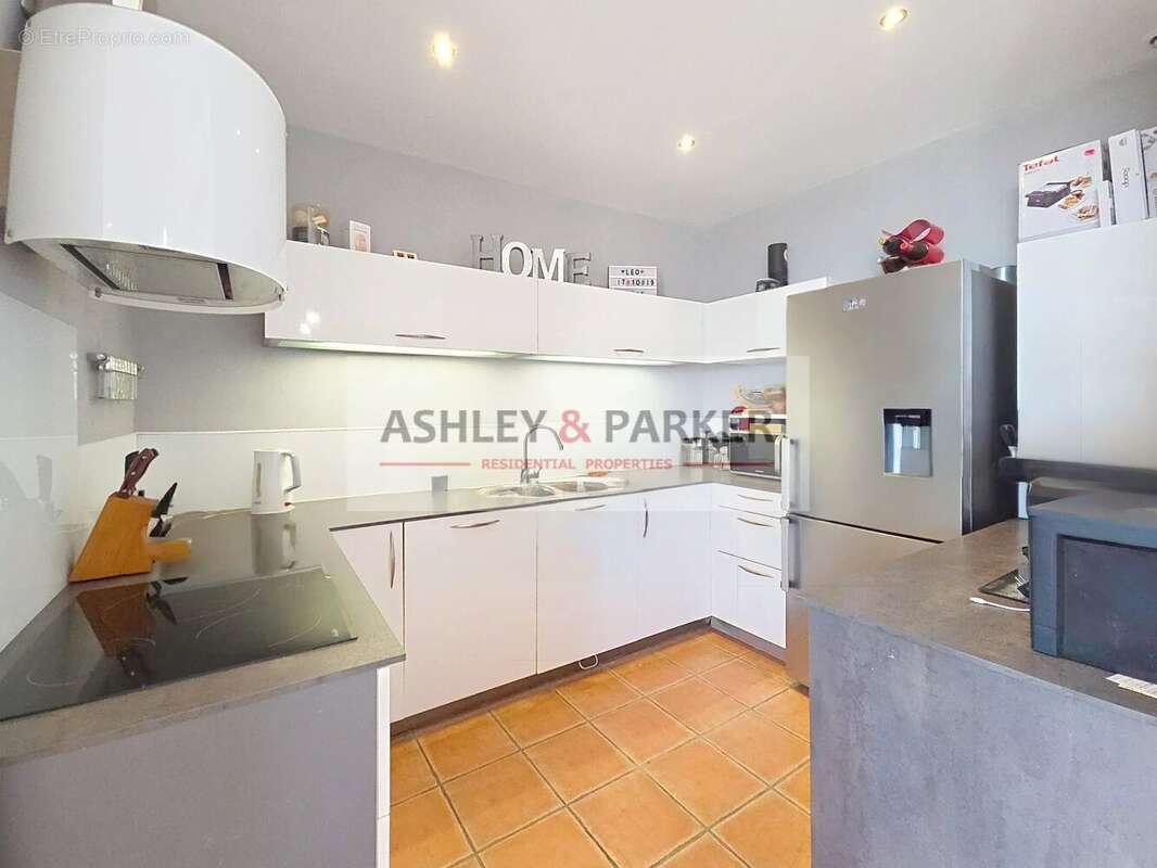 Appartement à VENCE