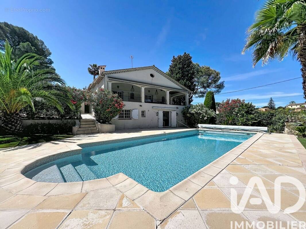 Photo 1 - Maison à MOUGINS