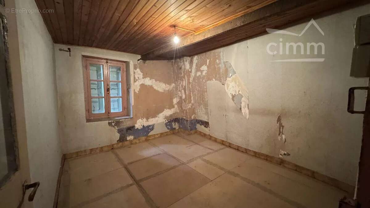 Maison à TOURNON-SUR-RHONE