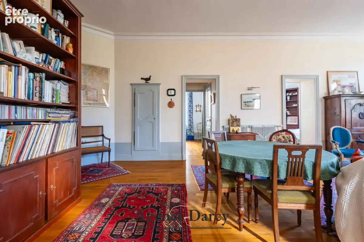 Appartement d’exception à deux pas de la place Darcy avec jardin - photo 11