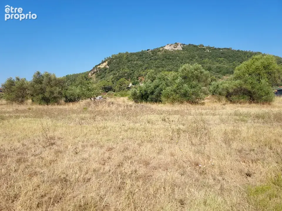 Terrain 517 m² à Gonfaron  - photo 5
