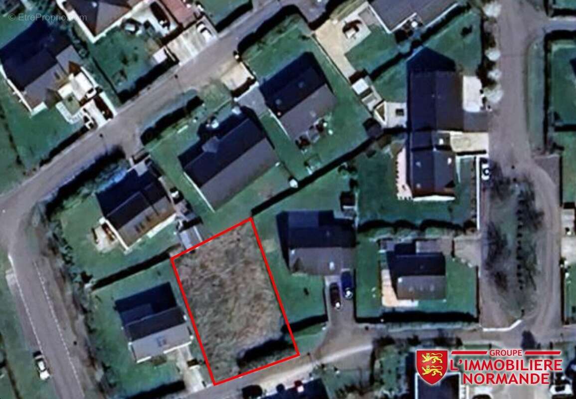 Terrain constructible viabilise 500 m² - photo 2